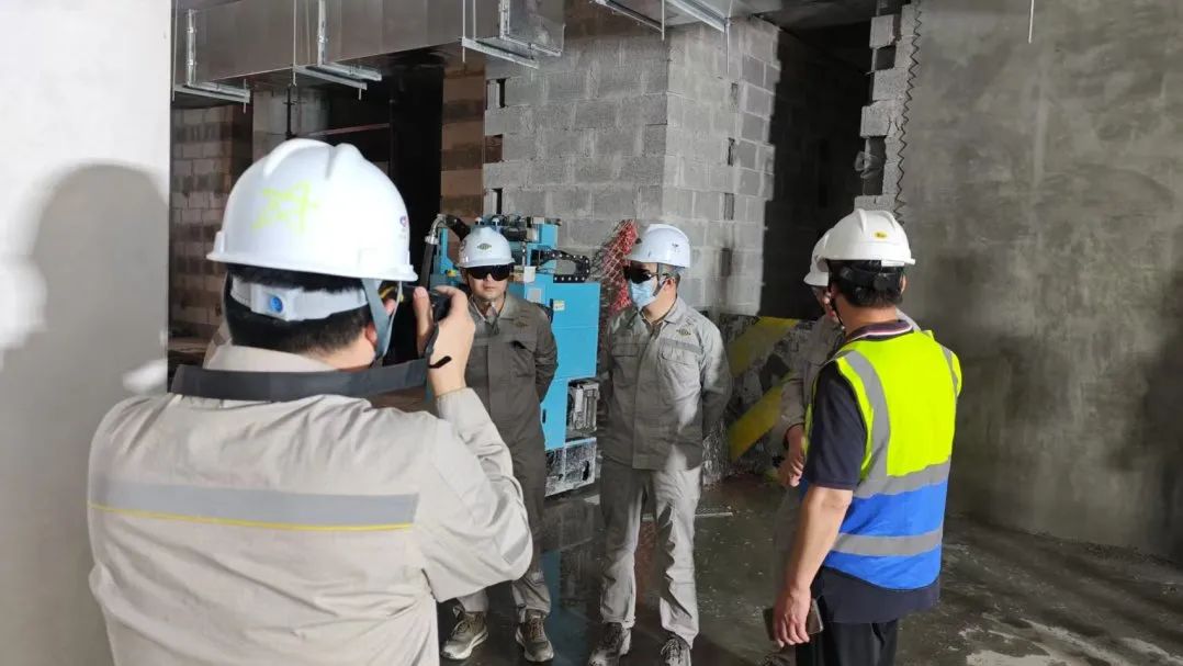 Weibuild Plastering Robot Achieves Flawless Walls in UAEs 50°C Desert Conditions(图3)
