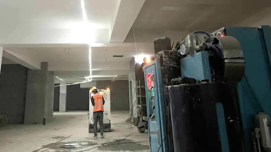 上海建工米哈游新总部建设项目抹灰+喷涂(图5)